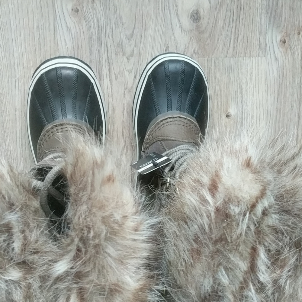 Sorel Joan of Arctic Fur Trim Duck Snow Boots - Picture 4 of 7
